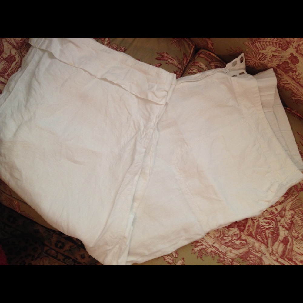 J Jill Love Linen White Cropped Cuffed pants W28